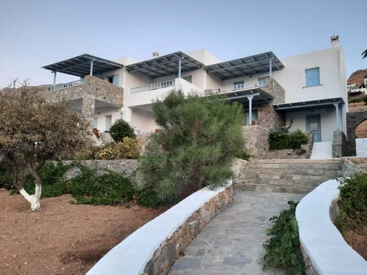 Livadakia Medusa Accommodation מראה חיצוני תמונה